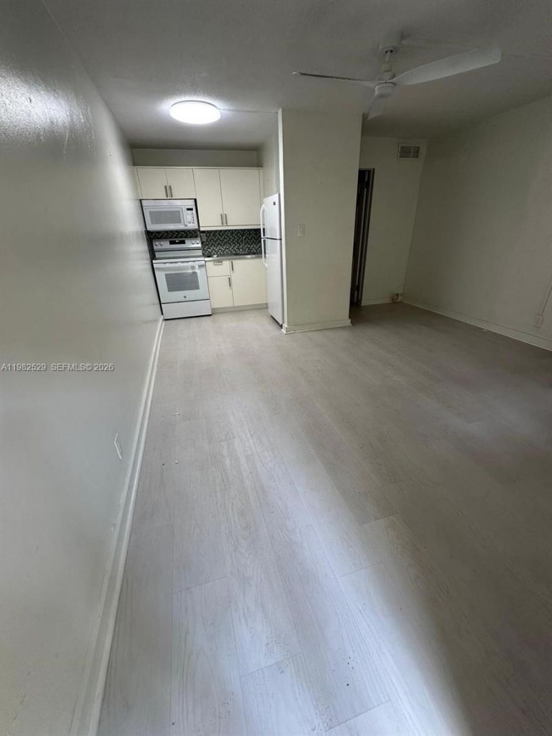 2025 Miami Rd , Unit 8B, Fort Lauderdale, FL 33316 Photo