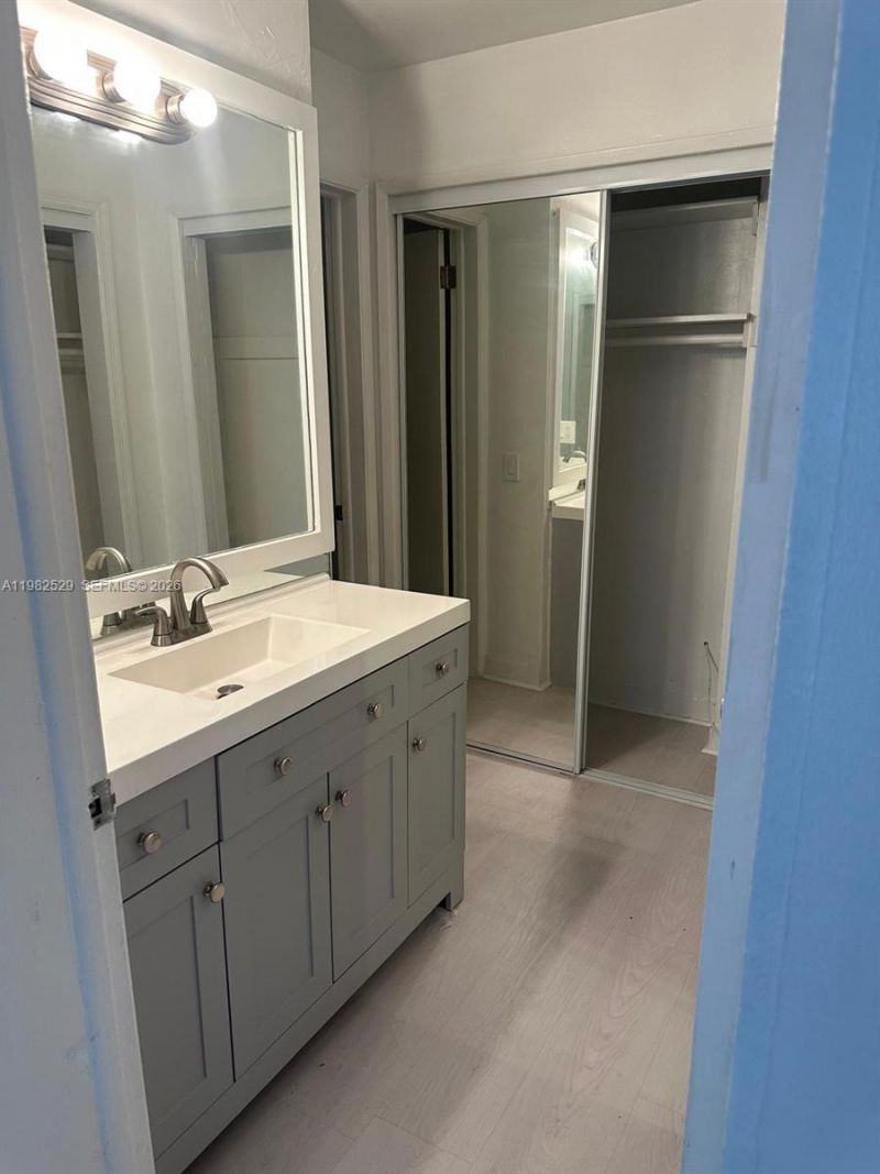 2025 Miami Rd , Unit 8B, Fort Lauderdale, FL 33316 Photo