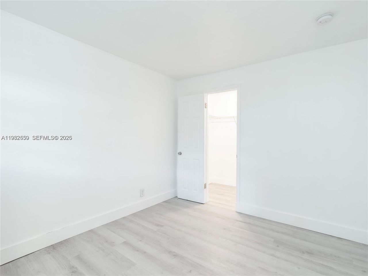 2025 Miami Rd, Unit 19, Fort Lauderdale, FL 33316 Photo