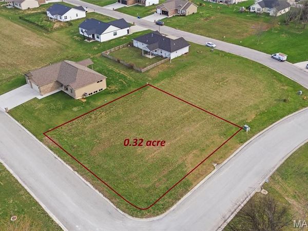 232 Walnut Street , Damiansville, IL 62215