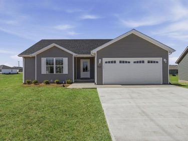 915 Alberta Drive , Bowling Green, KY 42101