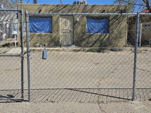 318 Wisconsin Street NE, Albuquerque, NM 87108