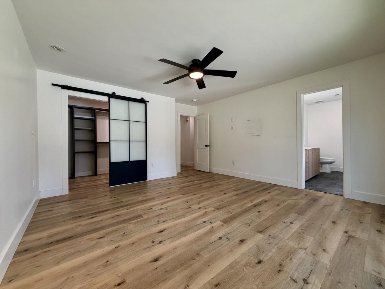 1128 Windsome Place Photo 30