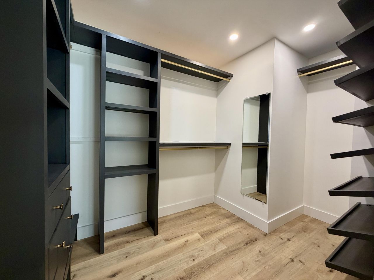 1128 Windsome Place Photo 31