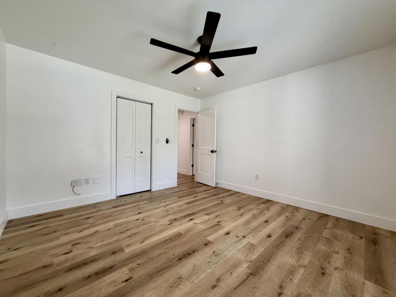 1128 Windsome Place Photo 44