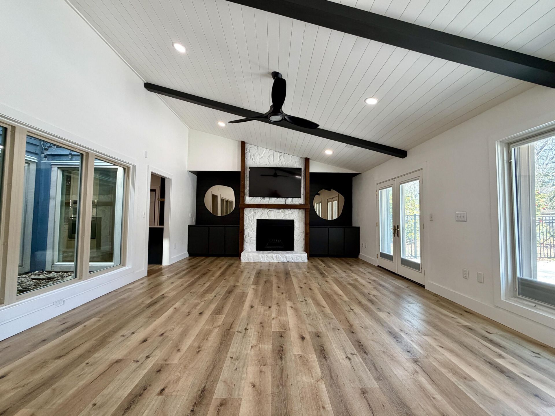 1128 Windsome Place Photo 7