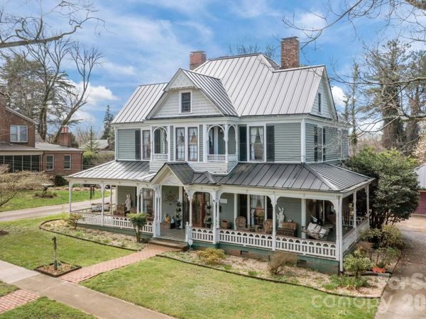 229 N Race Street, Statesville, NC 28677