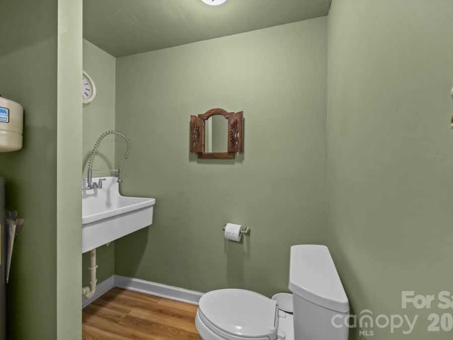Property Image 38
