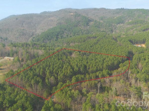 4196 South View Boulevard , Morganton, NC 28655