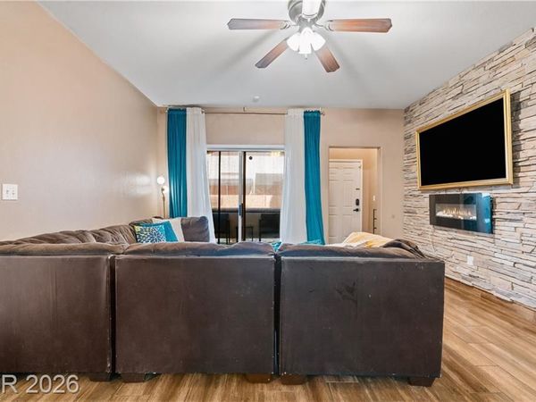 5650 E Sahara Avenue, Unit 1037, Las Vegas, NV 89142
