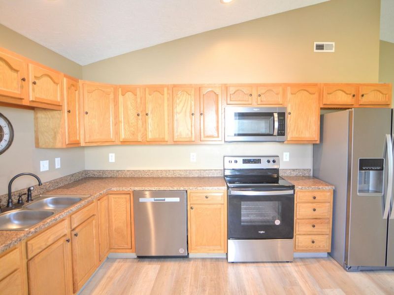 304 Brentwood Drive, Dry Ridge, KY 41035 Photo 11