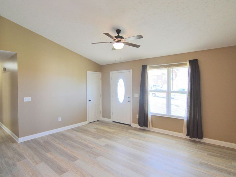 304 Brentwood Drive, Dry Ridge, KY 41035 Photo 3