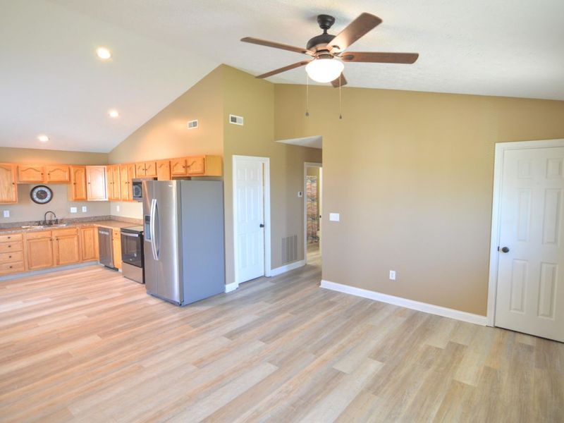 304 Brentwood Drive, Dry Ridge, KY 41035 Photo 8