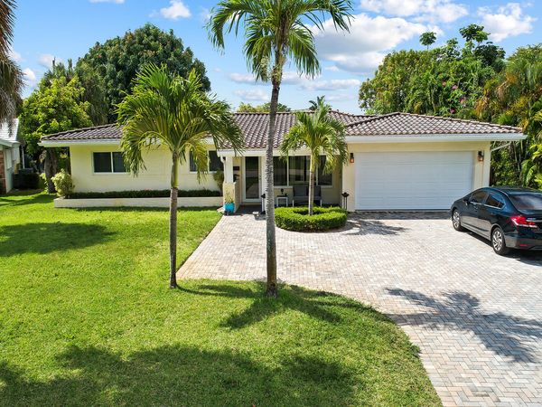 1754 NE 47th Street, Oakland Park, FL 33334