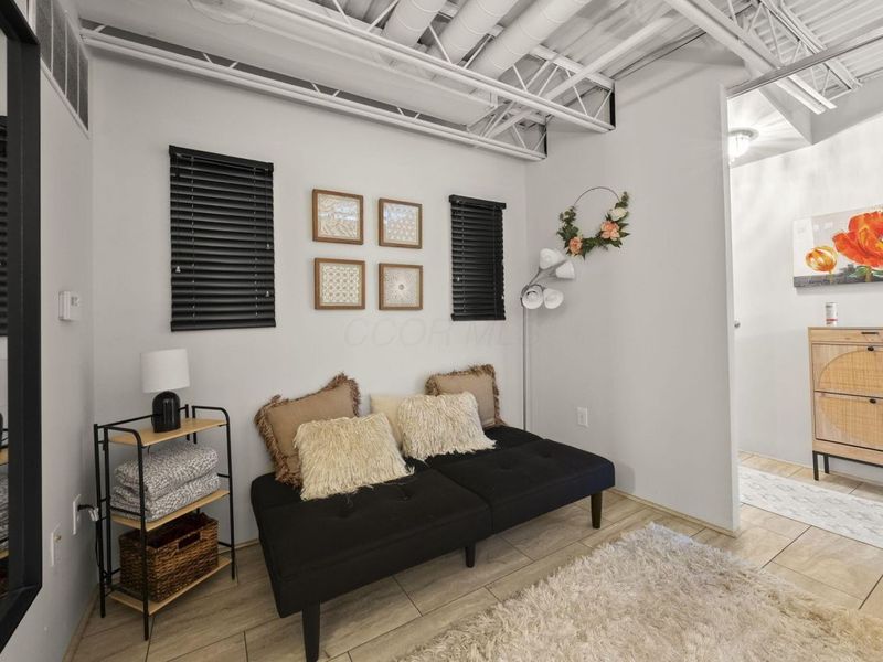 367 Auden Avenue, Unit 209, Columbus, OH 43215 Photo 22