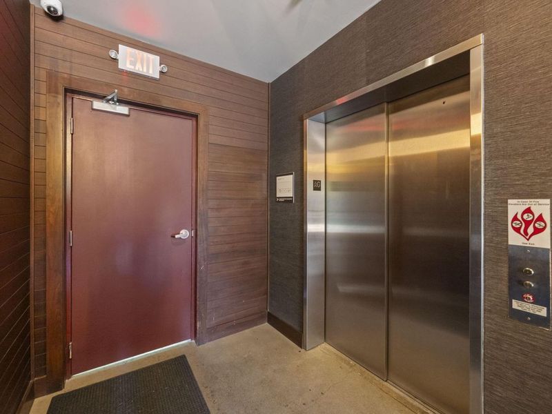 367 Auden Avenue, Unit 209, Columbus, OH 43215 Photo 26