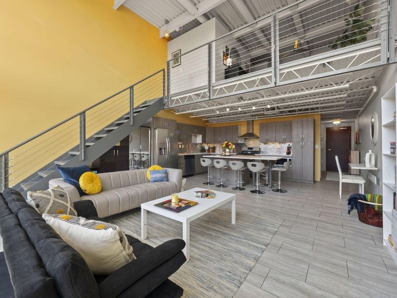 367 Auden Avenue, Unit 209, Columbus, OH 43215 Photo 3