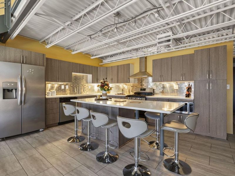 367 Auden Avenue, Unit 209, Columbus, OH 43215 Photo 8