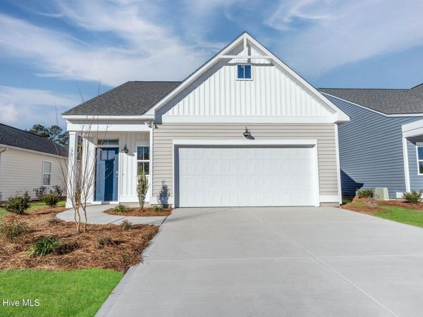 32 E Farley Road , Unit 64, Hampstead, NC 28443