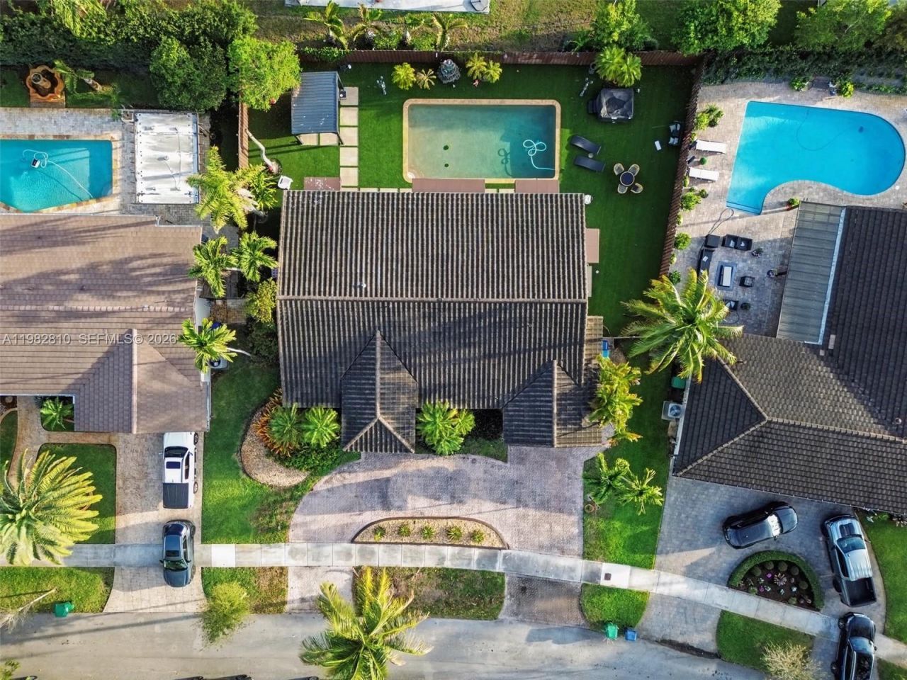 6726 Orchid Dr , Miami Lakes, FL 33014 Photo