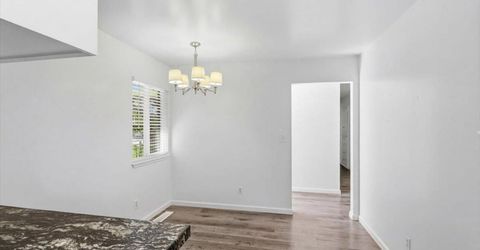 209 Tokay Ave, Modesto, CA 95350 Photo