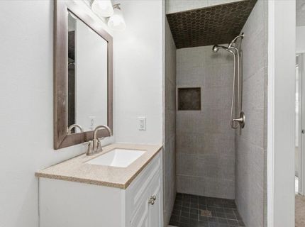 209 Tokay Ave, Modesto, CA 95350 Photo