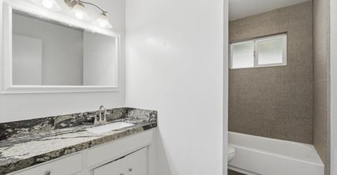 209 Tokay Ave, Modesto, CA 95350 Photo