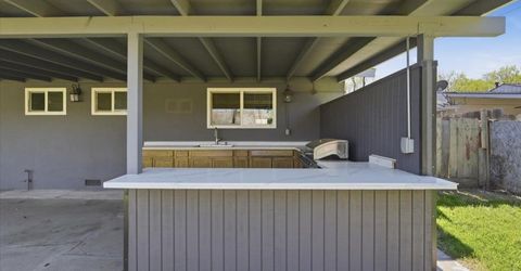 209 Tokay Ave, Modesto, CA 95350 Photo