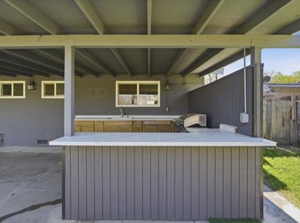 209 Tokay Ave, Modesto, CA 95350 Photo