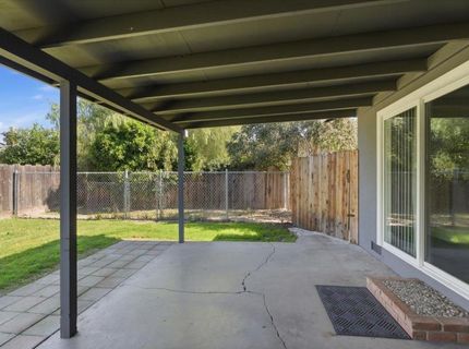 209 Tokay Ave, Modesto, CA 95350 Photo