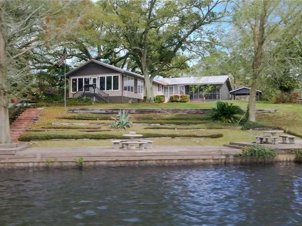 11560 Pioneer Road , Theodore, AL 36582