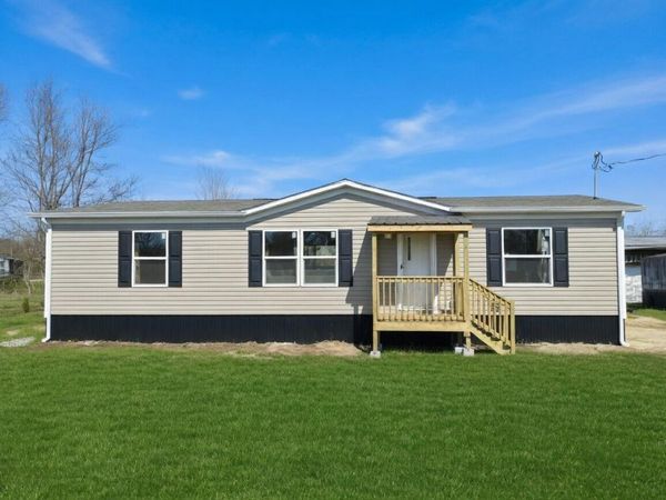 8077 E Andrew Johnson Highway, Whitesburg, TN 37891