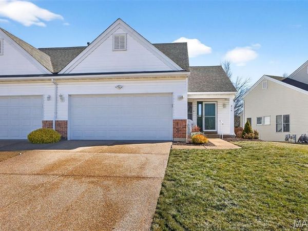 214 Maryland Drive , Unit 26B, O'Fallon, MO 63366