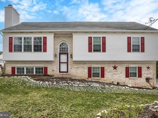 26 RYE LANE , PALMYRA, PA 17078