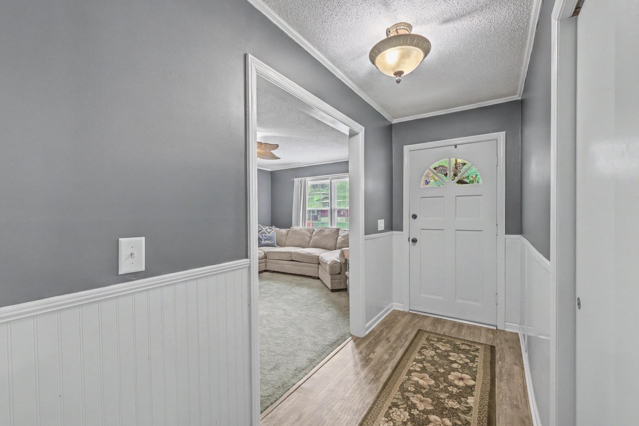 113 Jackson Road Photo 7