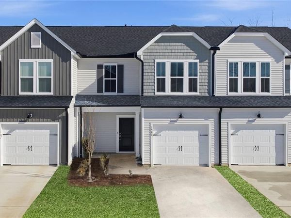 1584 Eckert Lane, Whitsett, NC 27377