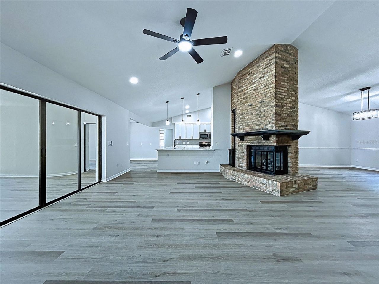 2881 Hammock Drive, Plant City, FL 33566 Photo