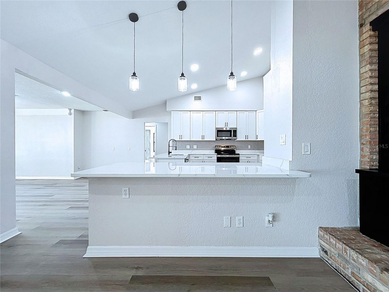 2881 Hammock Drive, Plant City, FL 33566 Photo