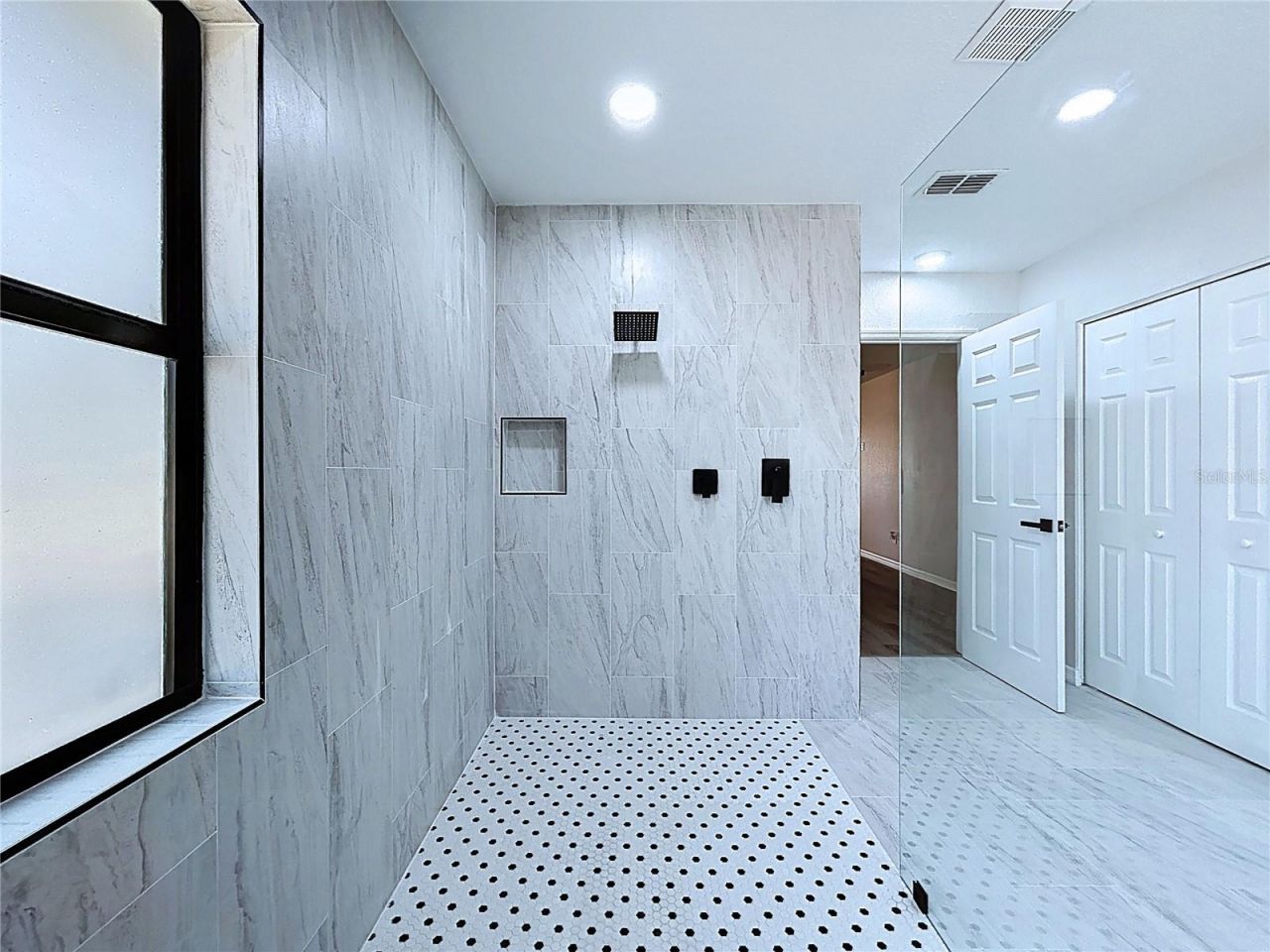 2881 Hammock Drive, Plant City, FL 33566 Photo