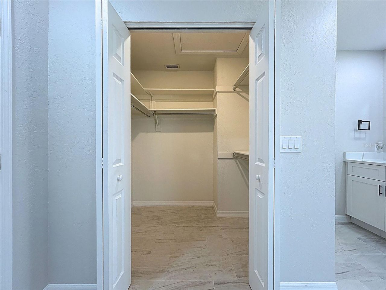 2881 Hammock Drive, Plant City, FL 33566 Photo