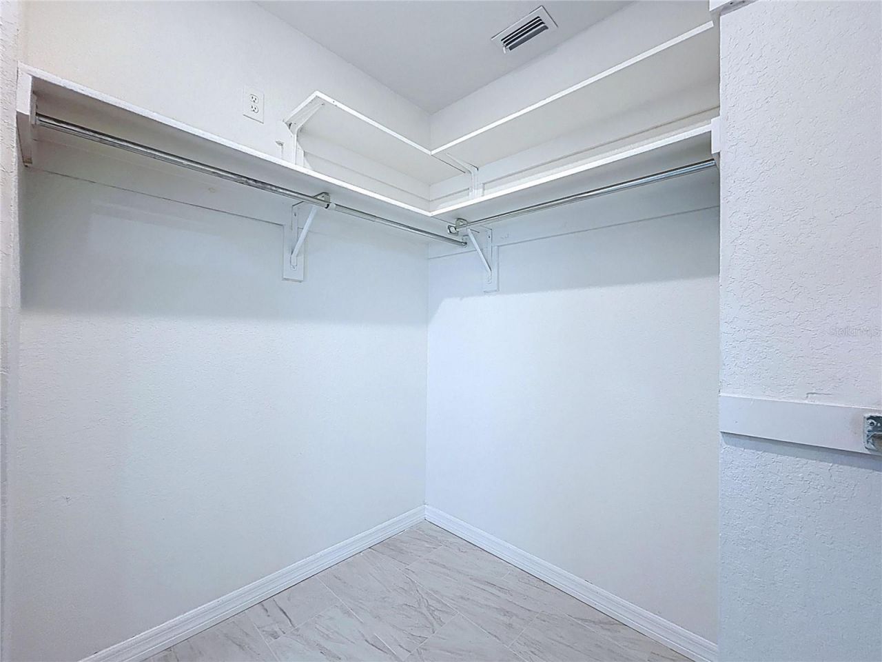 2881 Hammock Drive, Plant City, FL 33566 Photo