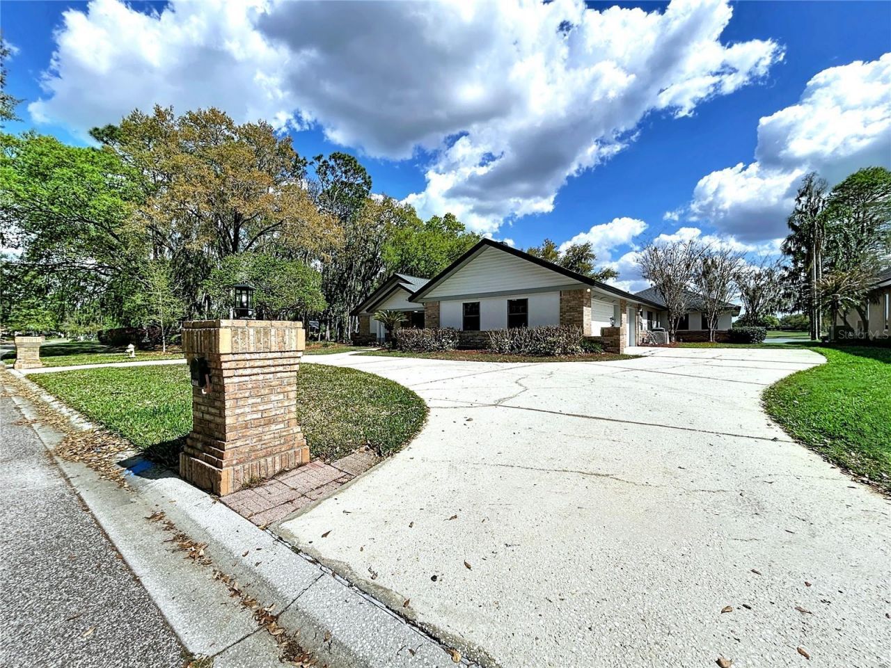 2881 Hammock Drive, Plant City, FL 33566 Photo