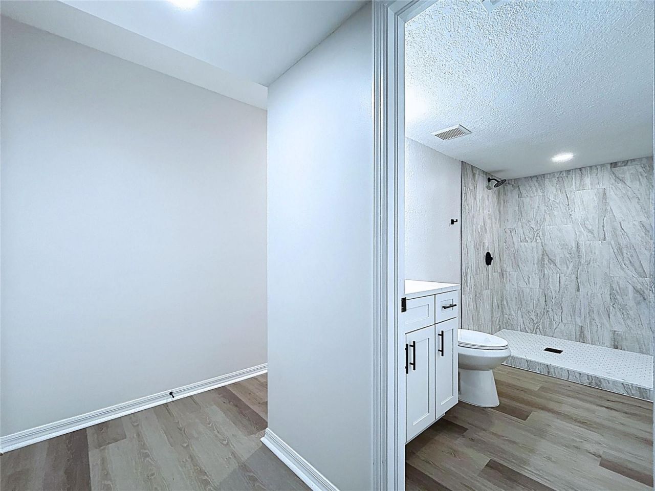 2881 Hammock Drive, Plant City, FL 33566 Photo