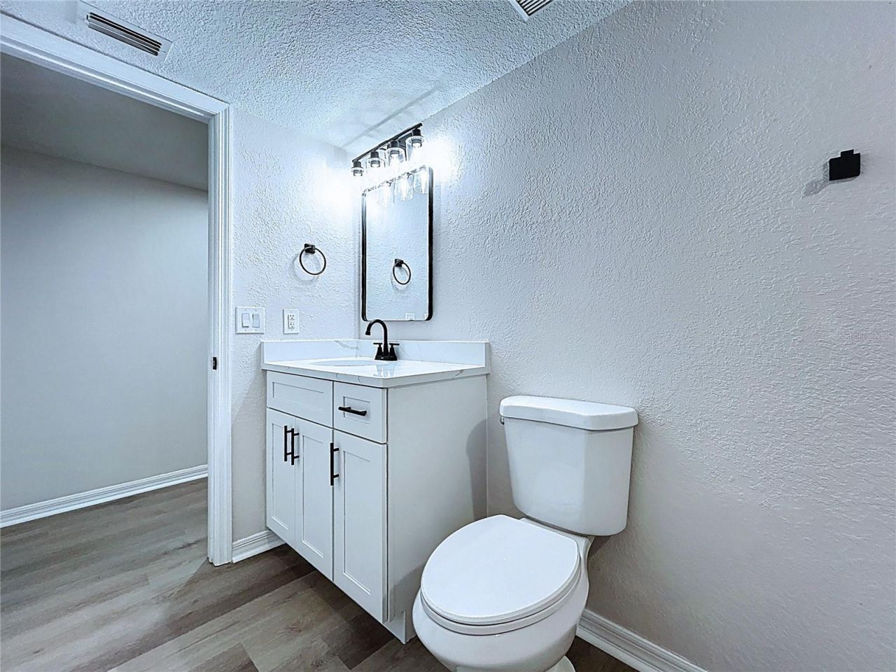 2881 Hammock Drive, Plant City, FL 33566 Photo