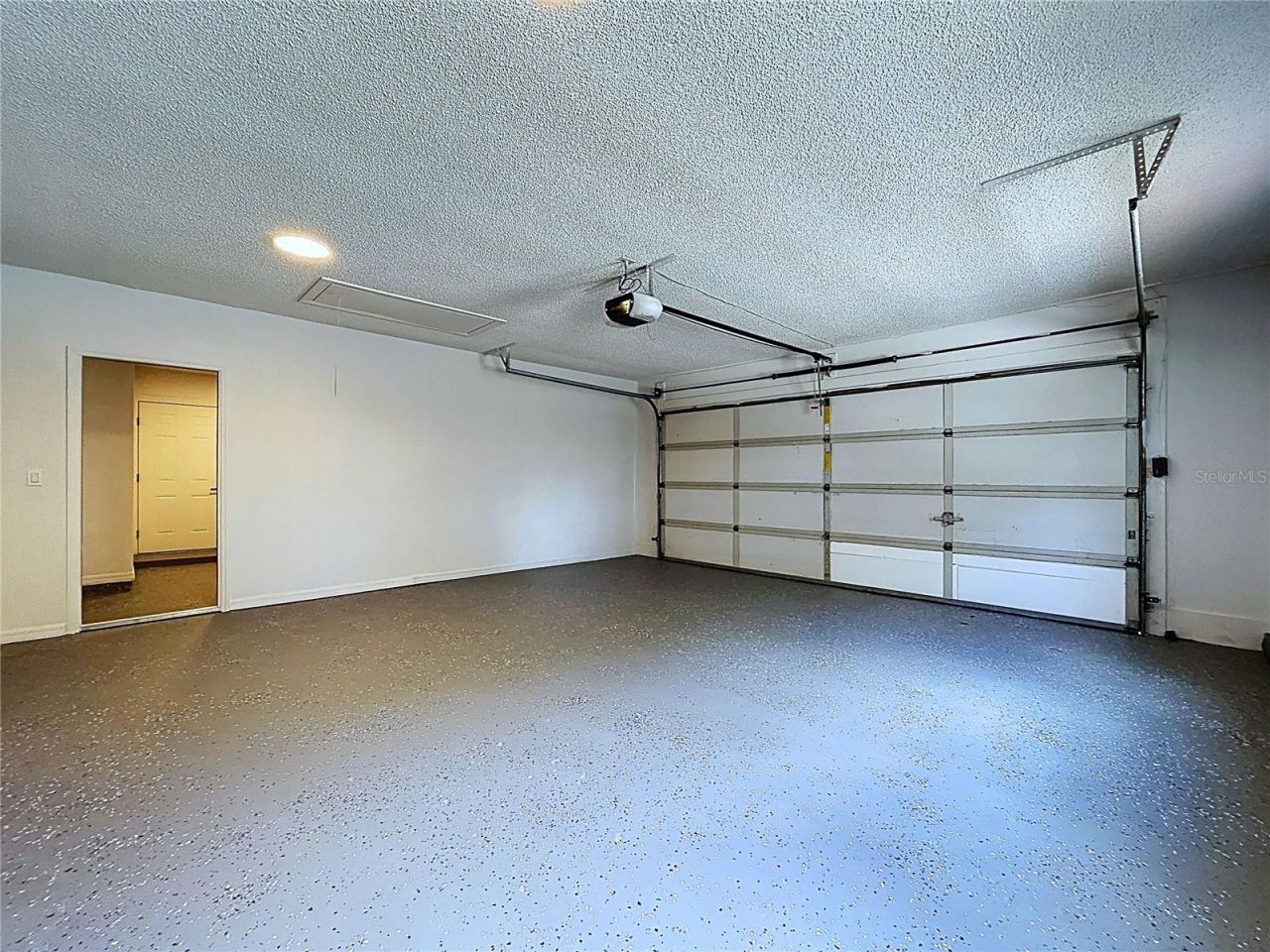 2881 Hammock Drive, Plant City, FL 33566 Photo