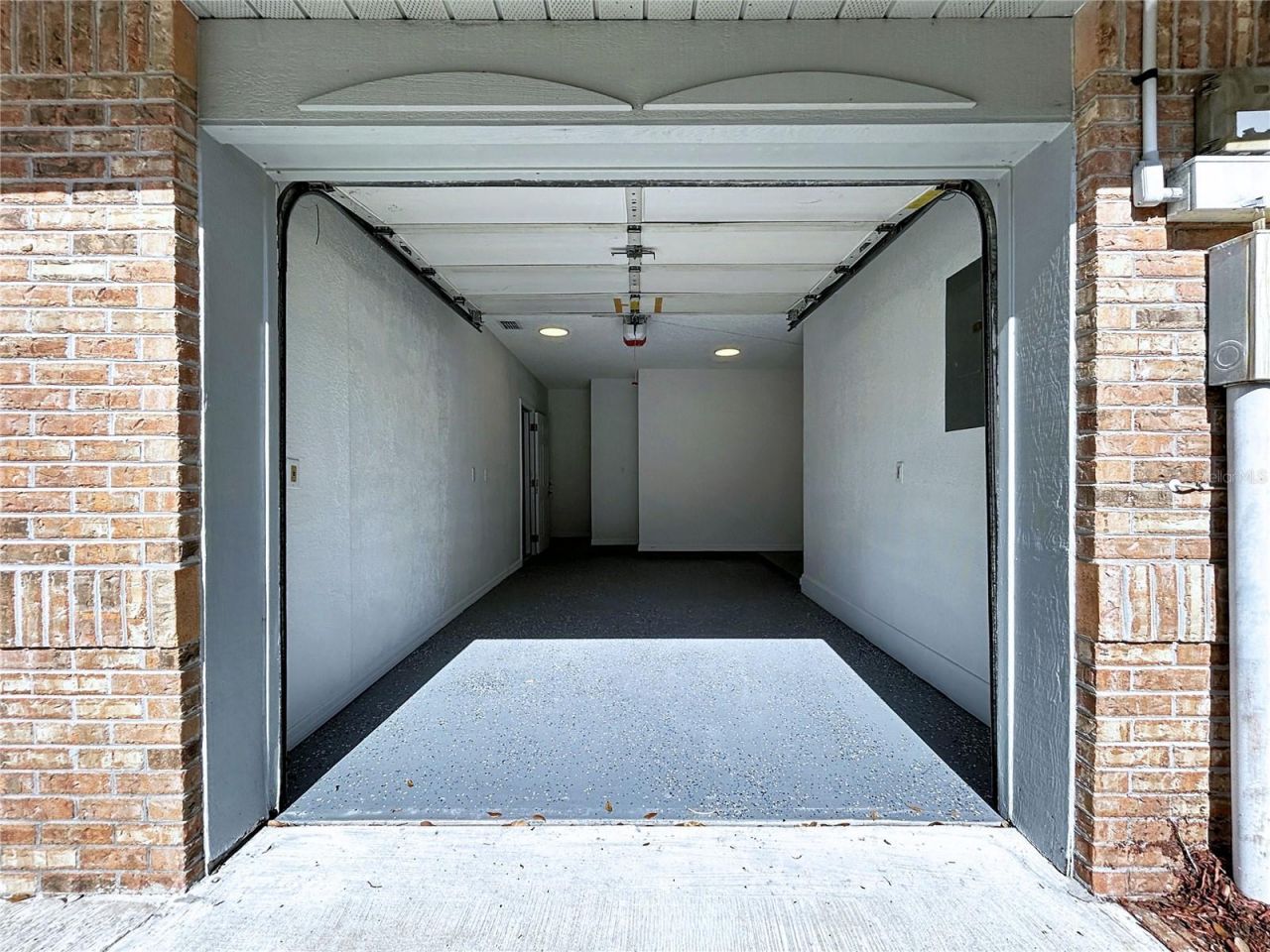 2881 Hammock Drive, Plant City, FL 33566 Photo