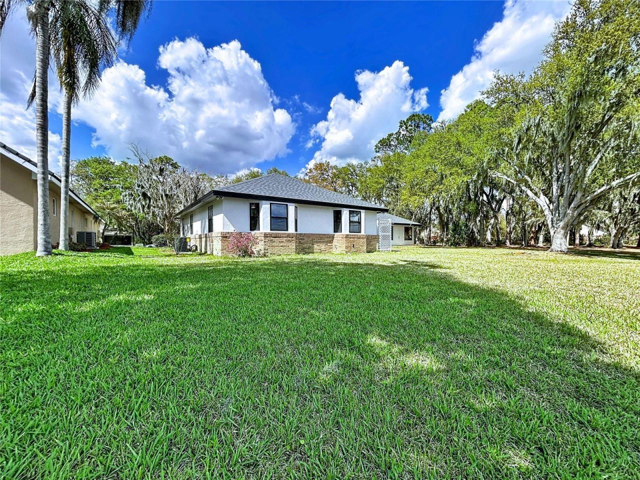 2881 Hammock Drive, Plant City, FL 33566 Photo