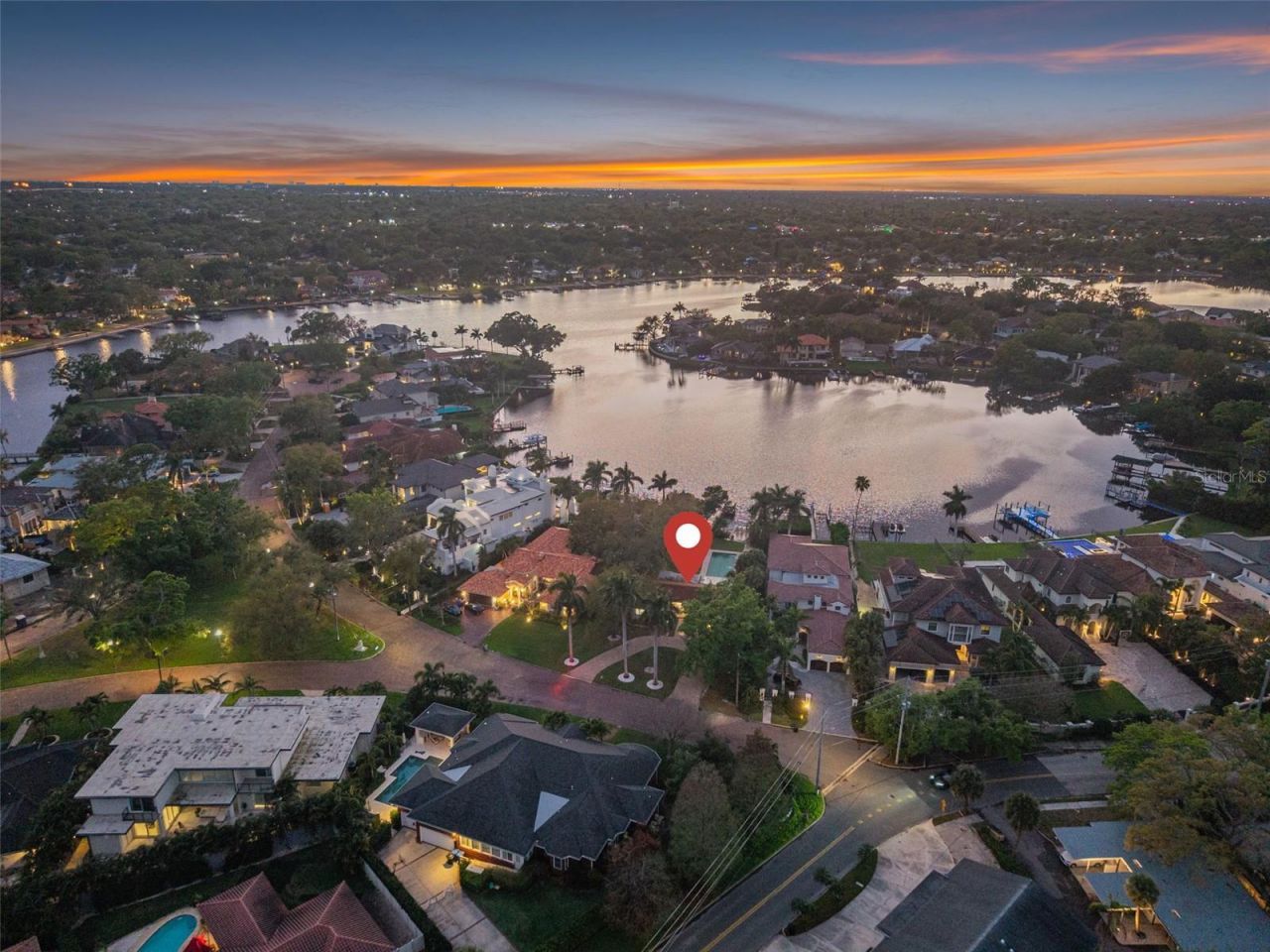 490 Coffee Pot Riviera Ne, Saint Petersburg, FL 33704 Photo