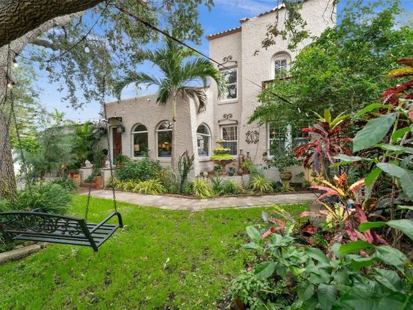 325 49TH STREET N, ST PETERSBURG, FL 33710