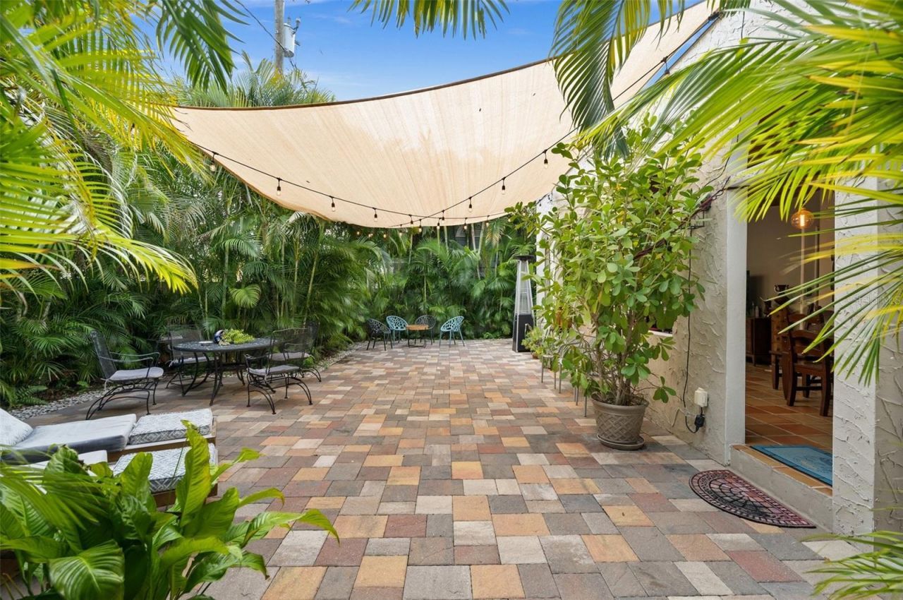 325 49th Street N, Saint Petersburg, FL 33710 Photo